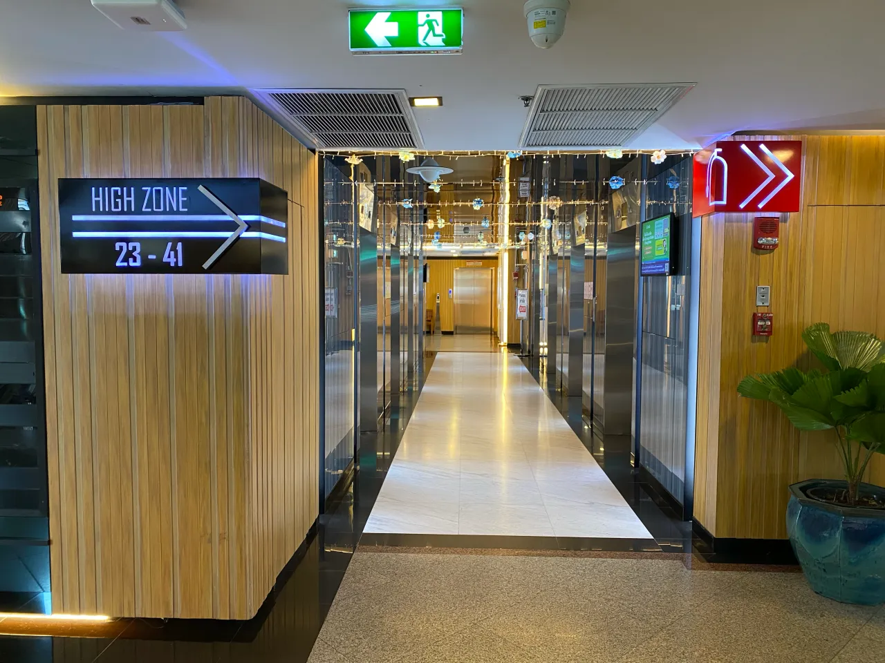 High-zone lifts, floors 23–41